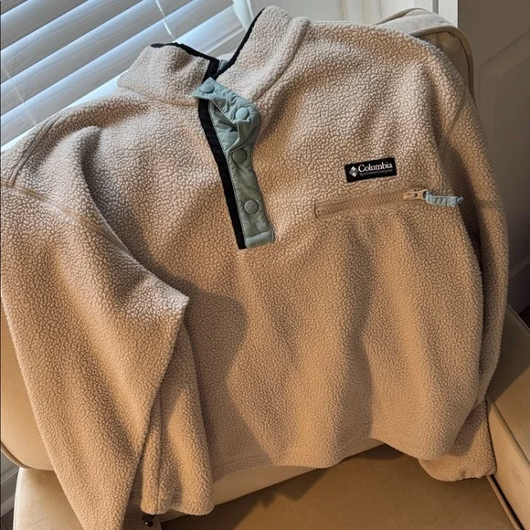 Women's Columbia Helvetia II Cropped 1/4 Snap Fleece Pullover - Picture 5 of 6